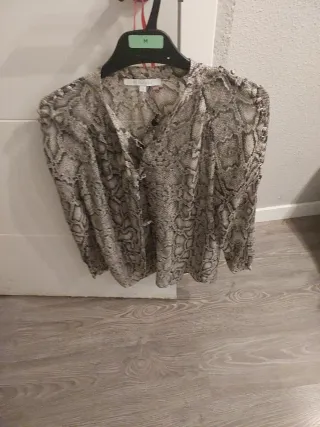 Blusa Dams estampado serpiente