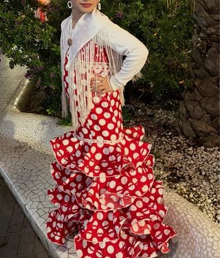 Vestido Flamenca Niña Lunares Rojos. TALLA 8