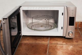 Microondas Candy CMG 25GDSS