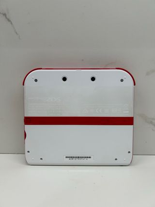 Nintendo 2DS Blanco/Rojo + Juego