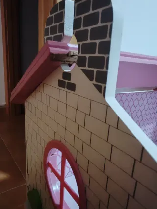Casa de muñecas rosa Lidl