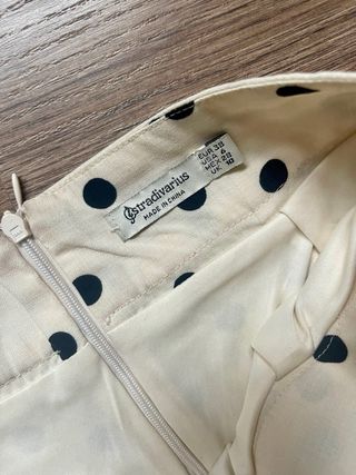 Falda midi lunares Stradivarius