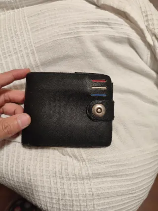 Dos Carteras Tommy Hilfiger e Inside Azul y Turqu