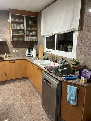 Muebles de cocina madera y cristal