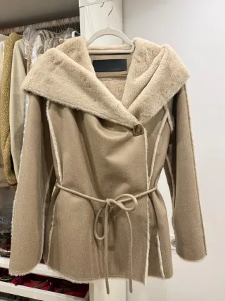 Abrigo corto XS Adolfo Dominguez