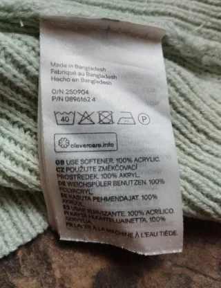 Jersey H&M verde salvia cuello alto XS