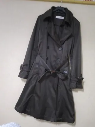 Anorak y gabardina mujer marrón