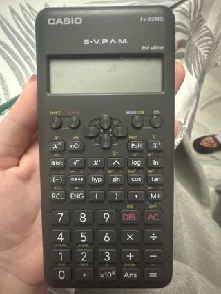 Calculadora Casio fx-82MS