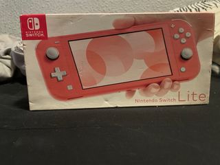 Nintendo Switch Lite Coral