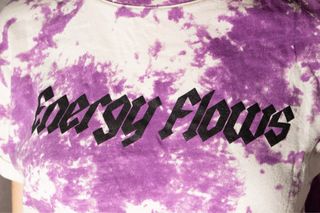 Camiseta Tie-Dye Energy Flows manga corta