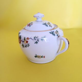 Azucarero de porcelana con flores