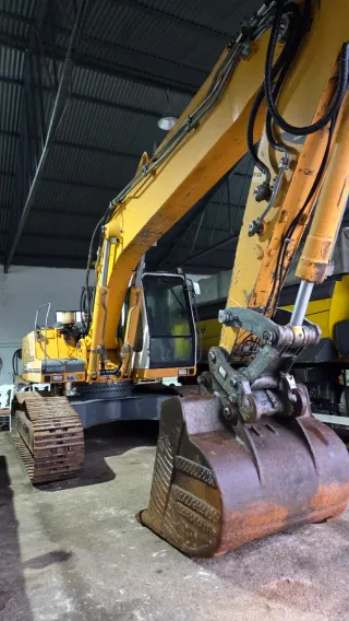Excavadora Liebherr