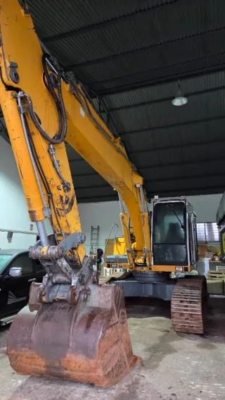 Excavadora Liebherr