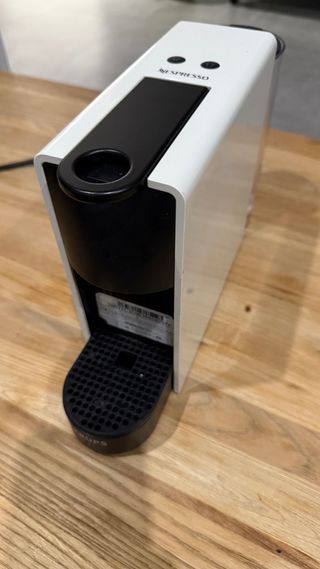 Cafetera Nespresso Krups Blanca