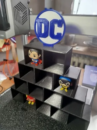 Espositore Piramide DC Comics Funko Pop