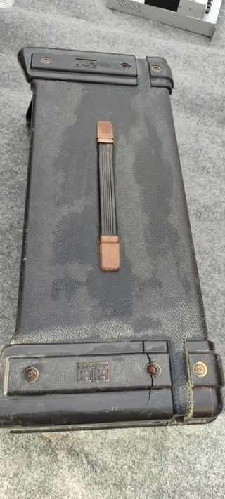 Amplificador Bajo HH Electronic Bass Machine