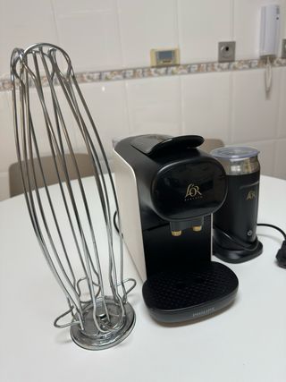 Cafetera Philips L'Or Barista color negro y beige