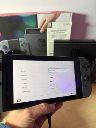 Nintendo Switch 2017 en su caja original