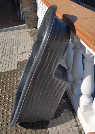 Estanque para jardín, plantas, peces y tortugas.