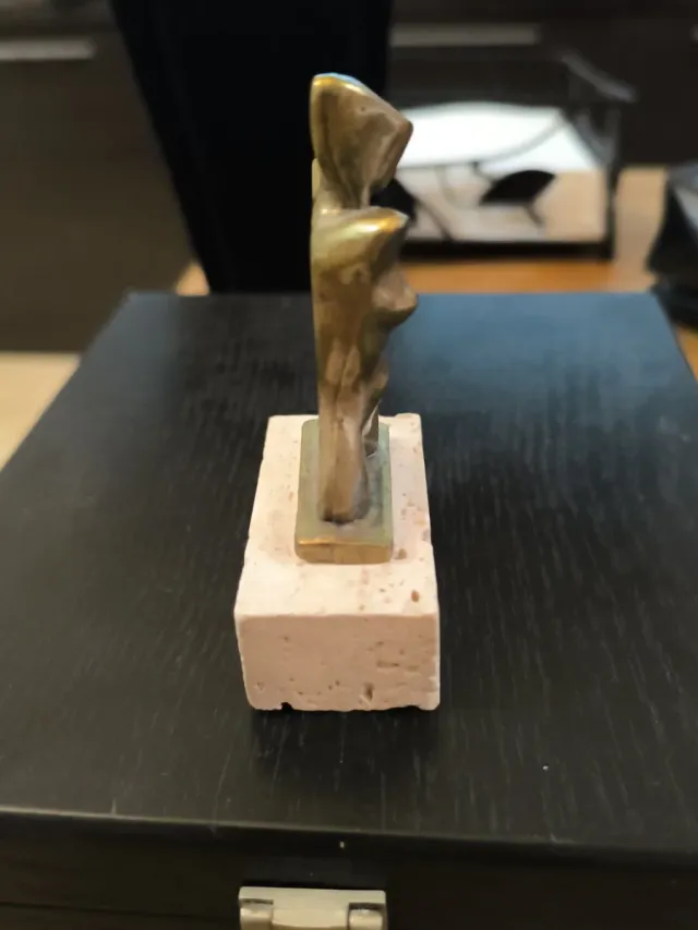 Figura bronce Luis Llongueras torso mujer