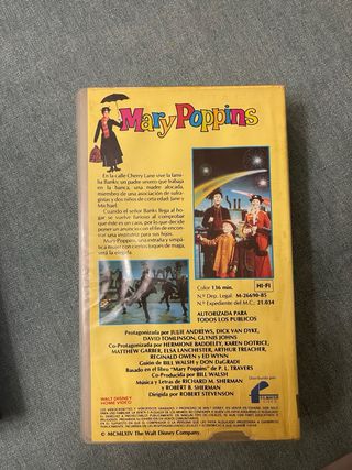VHS Mary Poppins y El Mago de Oz