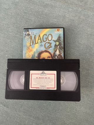 VHS Mary Poppins y El Mago de Oz