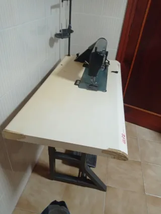 Máquina de coser industrial Alfa