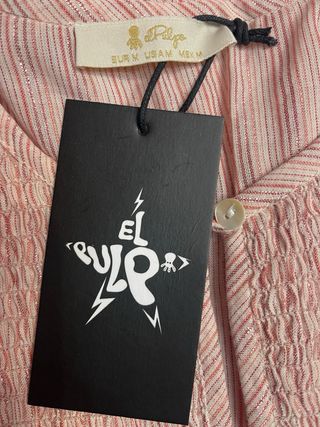 Camisa rosa de fiesta sin estrenar