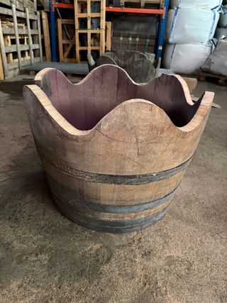 Medias barricas de vino decorativas