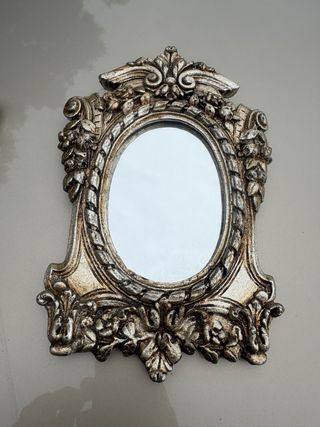 Pareja de espejos antiguos decorativos