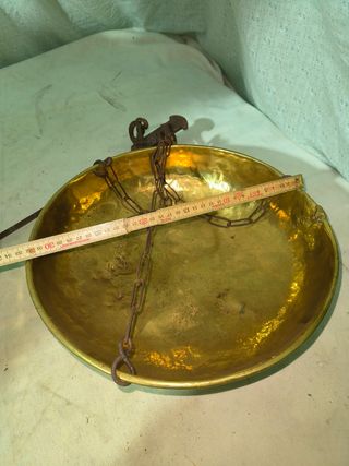 Balanza romana latón con plato