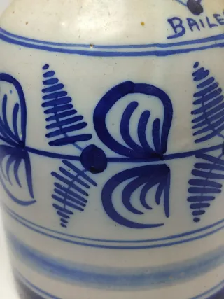 Jarra cerámica vino Jaén pintada a mano