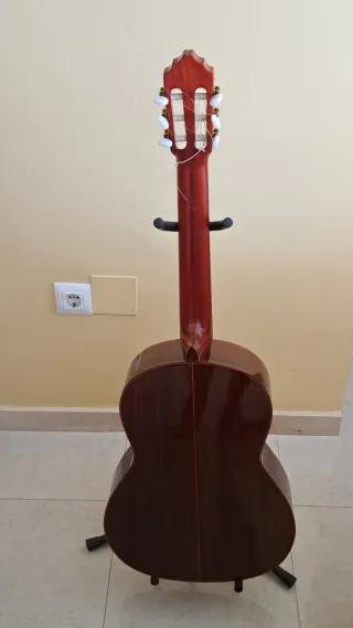 Guitarra estudio Álvarez y Bernal OS1