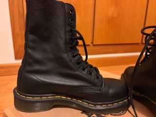 Dr. Martens Virginia botas Talla 38