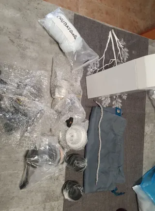 Vendo un carrello nuovo e regalo due in più