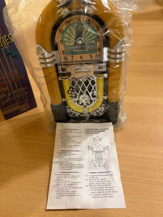 Reloj Despertador Jukebox Retro