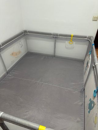 Parque infantil para bebés y niños