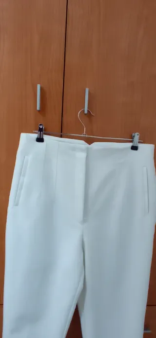 Pantalón blanco elegante