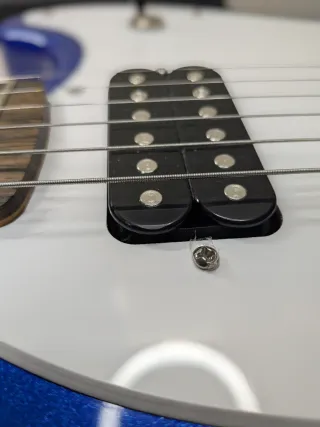 Squire Bullet Mustang by Fender - Pro Setup