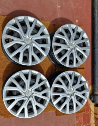 4 Tapacubos Citroën Berlingo R16