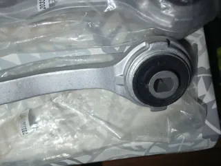 Barra suspensión Mercedes Clase C