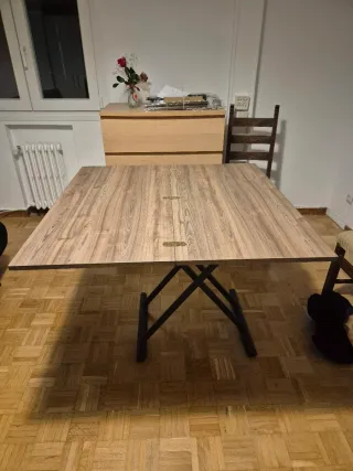 Mesa elevable y abatible