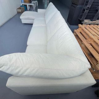 Sofá de tela de alta calidad el color beige