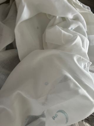 Cortina infantil con estrellas y lunas