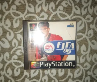 Lote PS1: NBA Total 97, FIFA 99 y Mando Sony PS1