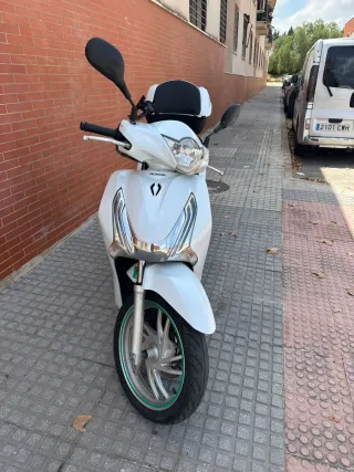 Honda SH 125i Scooter 2015 Blanca 50.800km