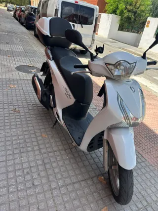 Honda SH 125i Scooter 2015 Blanca 50.800km