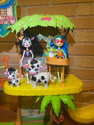 Cafetería Enchantimals con 6 muñecas y 7 mascotas