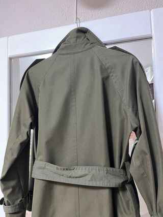 Trench Massimo Dutti, talla XS