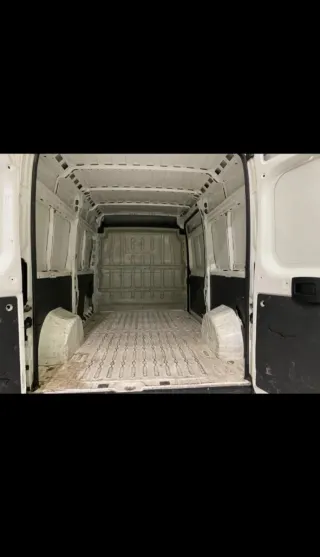 Servicios de portes y mudanzas